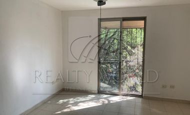 Casas en Renta en Privada San Carlos