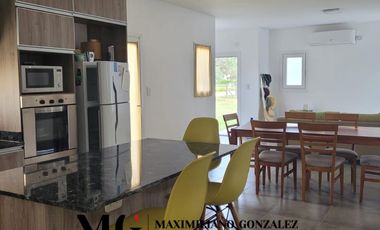 Casa venta alquiler Santo Domingo