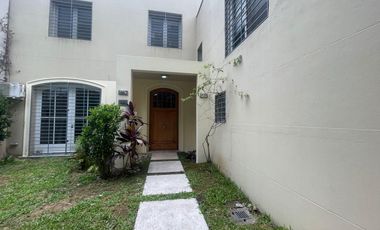 ALQUILER CASA 4 Dormitorios 2 Suites  Dep, Pileta galeria parrilla