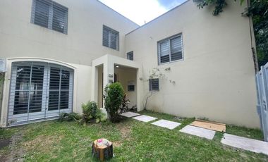 ALQUILER CASA 4 Dormitorios 2 Suites  Dep, Pileta galeria parrilla