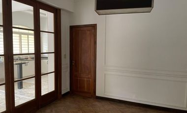 ALQUILER CASA 4 Dormitorios 2 Suites  Dep, Pileta galeria parrilla