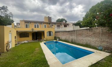 ALQUILER CASA 4 Dormitorios 2 Suites  Dep, Pileta galeria parrilla