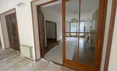 ALQUILER CASA 4 Dormitorios 2 Suites  Dep, Pileta galeria parrilla