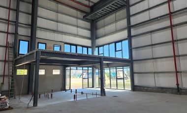 Depósito 5.400 m2 a estrenar -  spegazzini