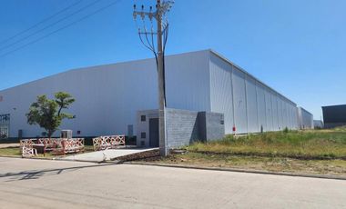 Depósito 5.400 m2 a estrenar -  spegazzini
