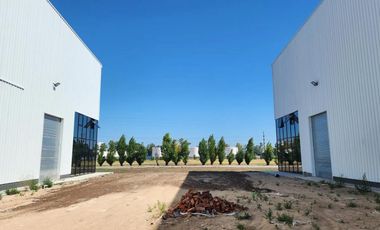 Depósito 5.400 m2 a estrenar -  spegazzini
