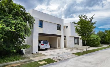 Casa en venta, Mérida, Yucatán Country Club