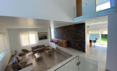 Residencia en venta en Rancho San Antonio