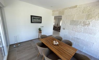 Residencia en venta en Rancho San Antonio