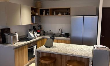 Villa en venta frente al mar (amueblada)* en Yucalpetén