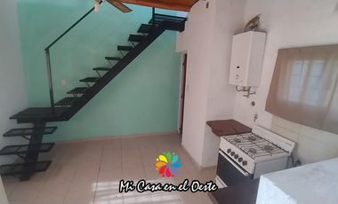Alquiler Permanente de Casa 1 dormitorio - Cochera - Villa Giardino - Córdoba