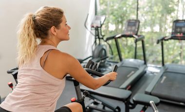 CASA 2 RECAMARAS EN VENTA/ TULUM/ 10 MINUTOS DEL MAR/ GYM/ ALBERCA/ ROOF PRIVADO.