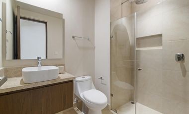 CASA 2 RECAMARAS EN VENTA/ TULUM/ 10 MINUTOS DEL MAR/ GYM/ ALBERCA/ ROOF PRIVADO.