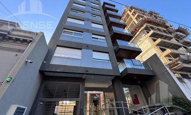 Departamento 4 ambientes con cochera en venta -  Quilmes