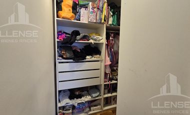 Departamento 4 ambientes con cochera en venta -  Quilmes