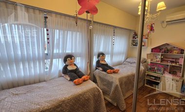 Departamento 4 ambientes con cochera en venta -  Quilmes