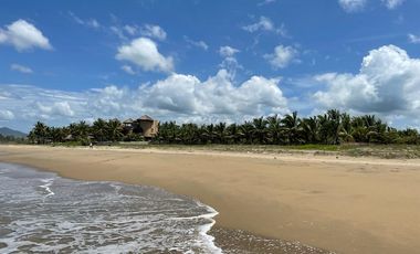 Terreno Comercial Hotelero Oportunidad Inversionista en Playa Blanca, Zihuatanejo, Guerrero