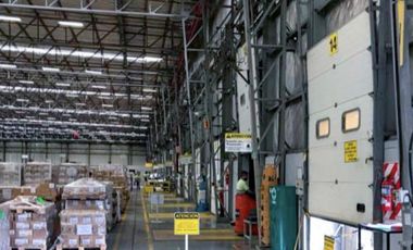 Depósito en  Alquiler dentro del Centro Industrial Garin