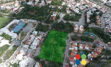 Lote multifamiliar (condominal) en Venta en SM 18, Cancún