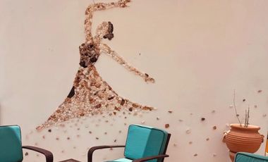 CASA EN VENTA EN EL PUEBLO MAGICO DE IZAMAL, IDEAL PARA NEGOCIO