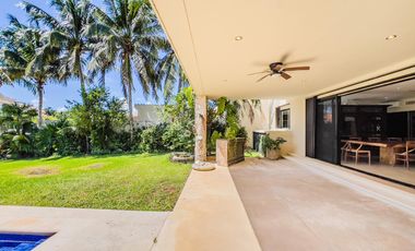 Residencia Náutica con Muelle Privado en Venta - Puerto Aventuras