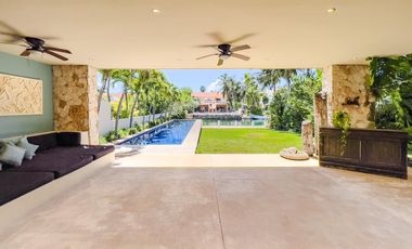 Residencia Náutica con Muelle Privado en Venta - Puerto Aventuras