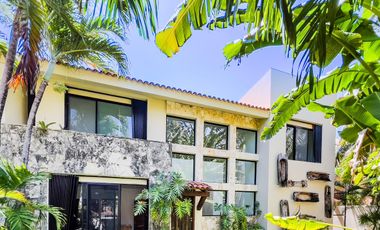 Residencia Náutica con Muelle Privado en Venta - Puerto Aventuras