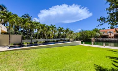 Residencia Náutica con Muelle Privado en Venta - Puerto Aventuras