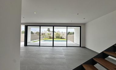 CASA EN FRACCIONAMIENTO REAL DE TETELA