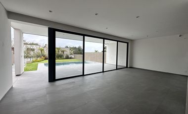 CASA EN FRACCIONAMIENTO REAL DE TETELA