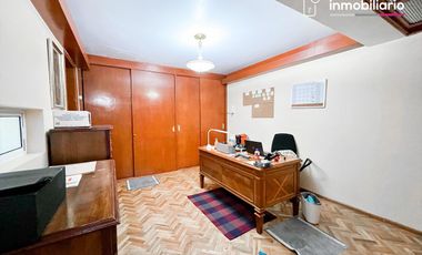 Vendo Casa como Terreno en  Lomas Altas