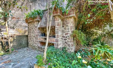 Vendo Casa como Terreno en  Lomas Altas