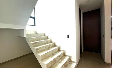 Venta de Casa de 4 recámaras en Parque Natura