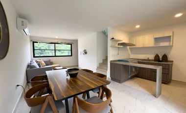 CASA EN VENTA EN TULUM 3 HABITACIONES CON ÁREA DE CAMASTROS, ZONA PERGOLADA CON ASADORES, LOBBY – RECEPCIÓN