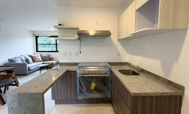 CASA EN VENTA EN TULUM 3 HABITACIONES CON ÁREA DE CAMASTROS, ZONA PERGOLADA CON ASADORES, LOBBY – RECEPCIÓN