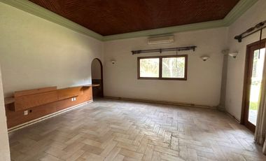 Casa - Fraccionamiento Lomas de Vista Hermosa