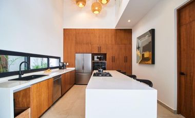 CASA MILA EN VENTA EN PRIVADA ALDEA ZAMÁ, TULUM.