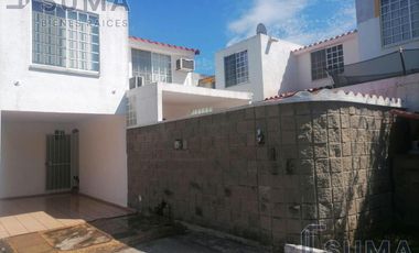 Casa en Venta ubicado en Fracc. Real Campestre, Altamira Tamaulipas.