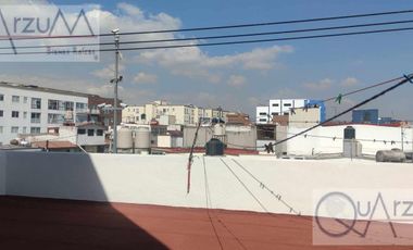 Casa en venta en Av. Satélite, Col. Vista Hermosa