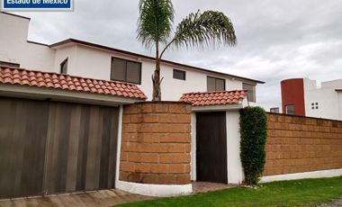 VENTA DE CASA EN LA COLONIA LÁZARO CÁRDENAS EN METEPEC