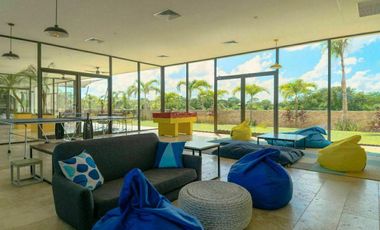 Casa de 4 recámaras en venta dentro de privada Nortemérida