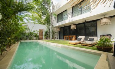 VENTA DE VILLA DE 4 RECAMRAS UBICADA EN TULUM A 15 MINUTOS DE LA ZONA HOTELERA