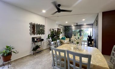 Venta de Casa en Privada Residencial Xaaxbeh Conkal