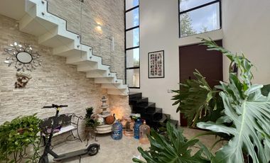 Venta de Casa en Privada Residencial Xaaxbeh Conkal