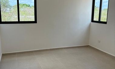 Casa en Venta con alberca privada de 3 habitaciones en Cholul, Mérida