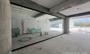 LOCAL EN VENTA EN PLAZA COMERCIAL EN EL BARRO, CARRETERA NACIONAL