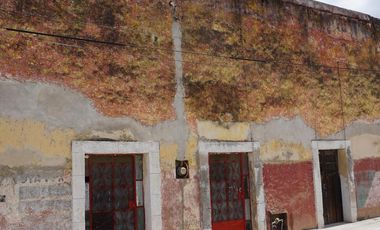 Casona en venta a dos cuadras de la Calzada de los Frailes