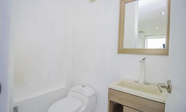 CASA EN VENTA CON VISTA AL LAGO