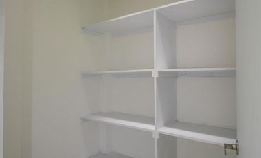 CASA EN VENTA CON VISTA AL LAGO