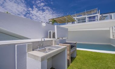 CASA EN VENTA CON VISTA AL LAGO